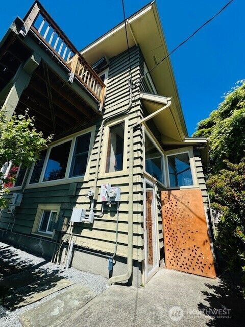 Property Photo: 3700 Corliss Avenue N WA 98103