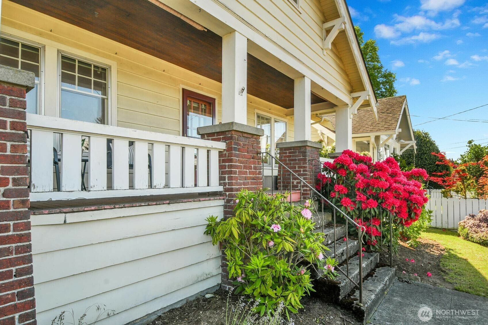 Property Photo: 6712 Fauntleroy Way SW WA 98136