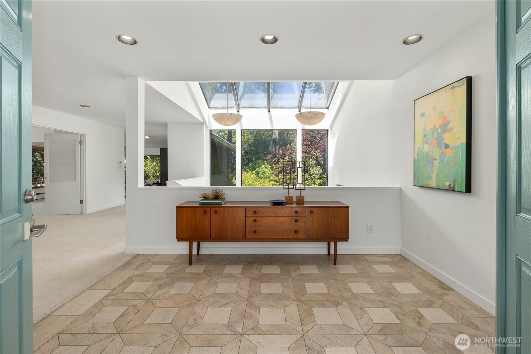 Property Photo: 819 NW Culbertson Drive WA 98177