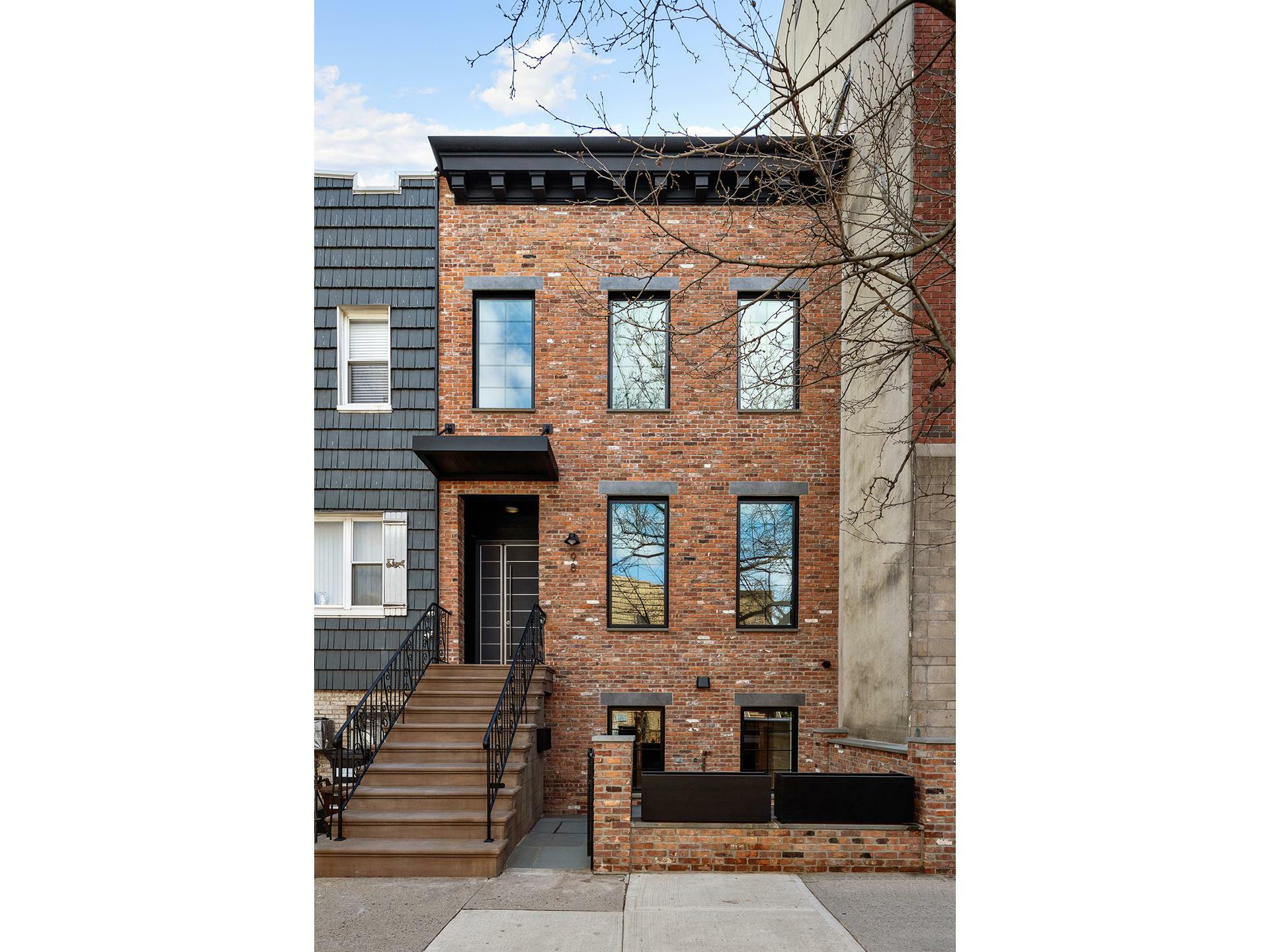 Property Photo: 98 Conselyea Street NY 11211