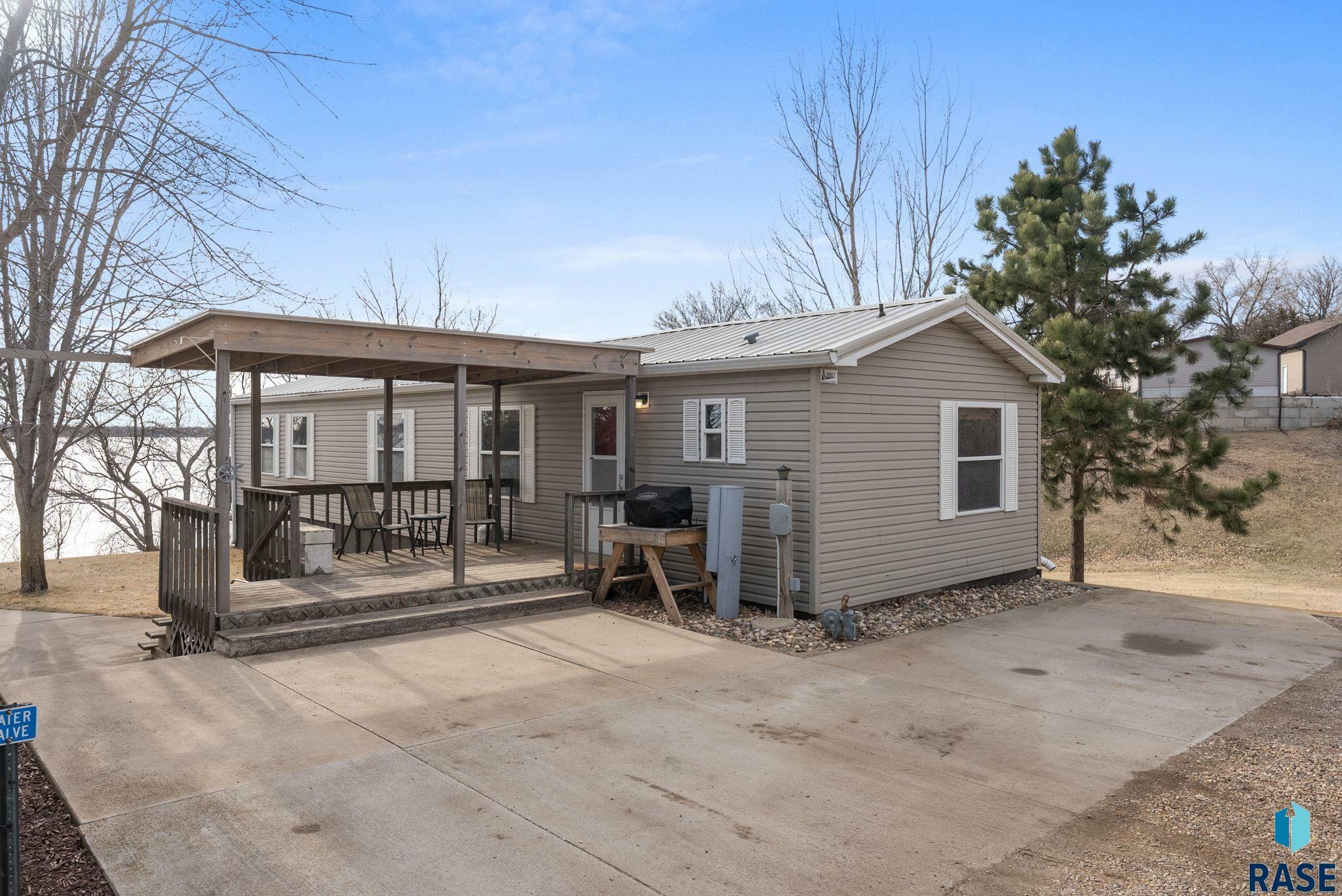 Property Photo: 6371 Fischer Ln SD 57075