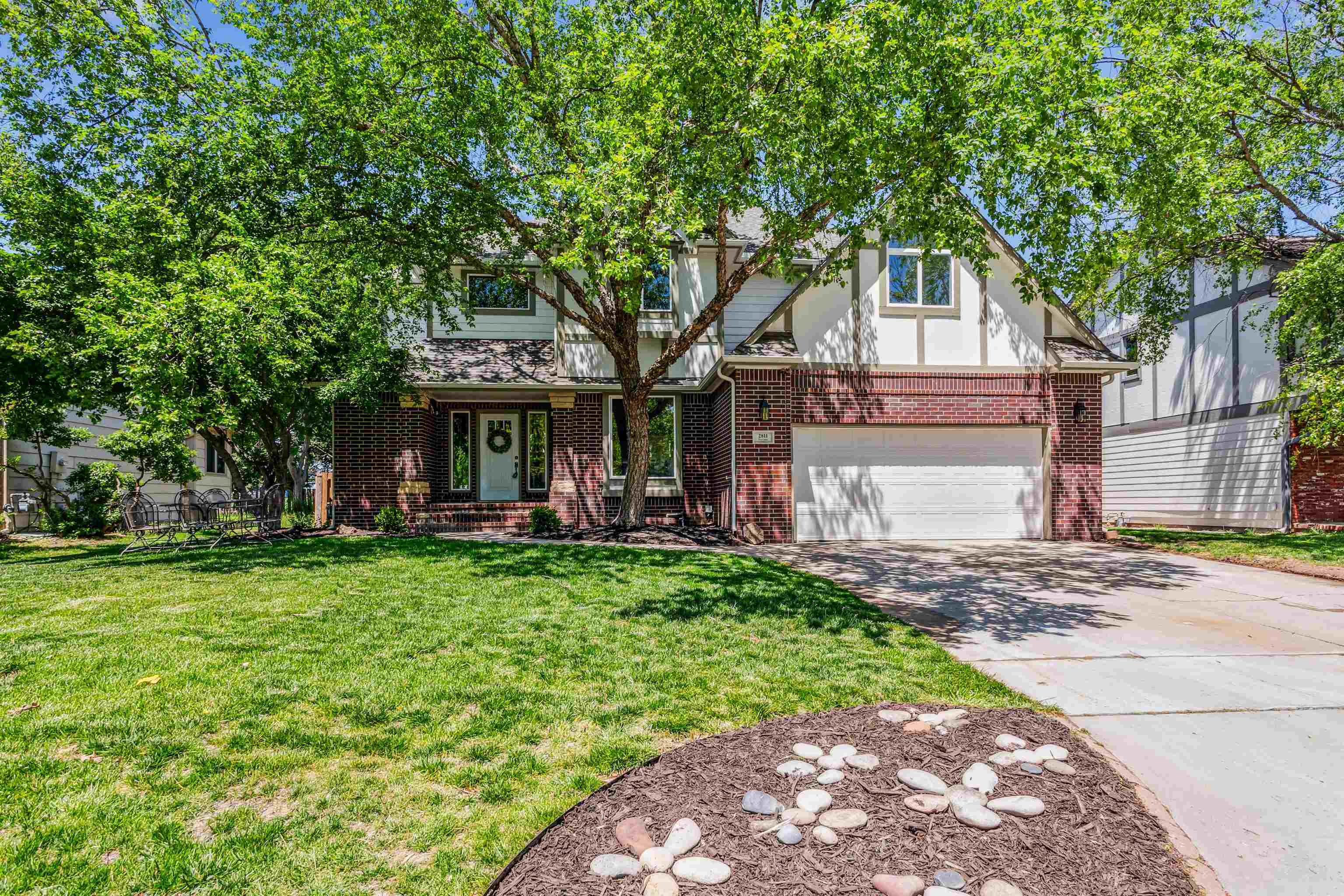 Property Photo: 2811 N Penstemon St KS 67226-1811