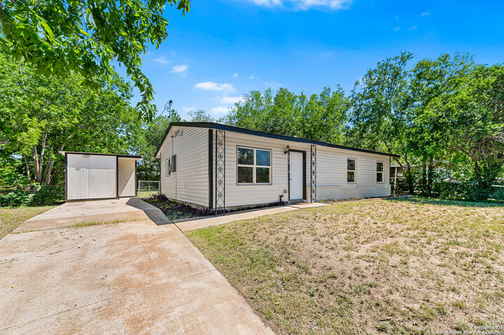 Property Photo: 373 Kenmar Dr. TX 78220
