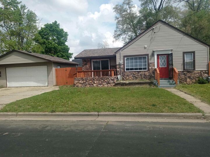Property Photo: 1445 Bayliss Avenue WI 53511