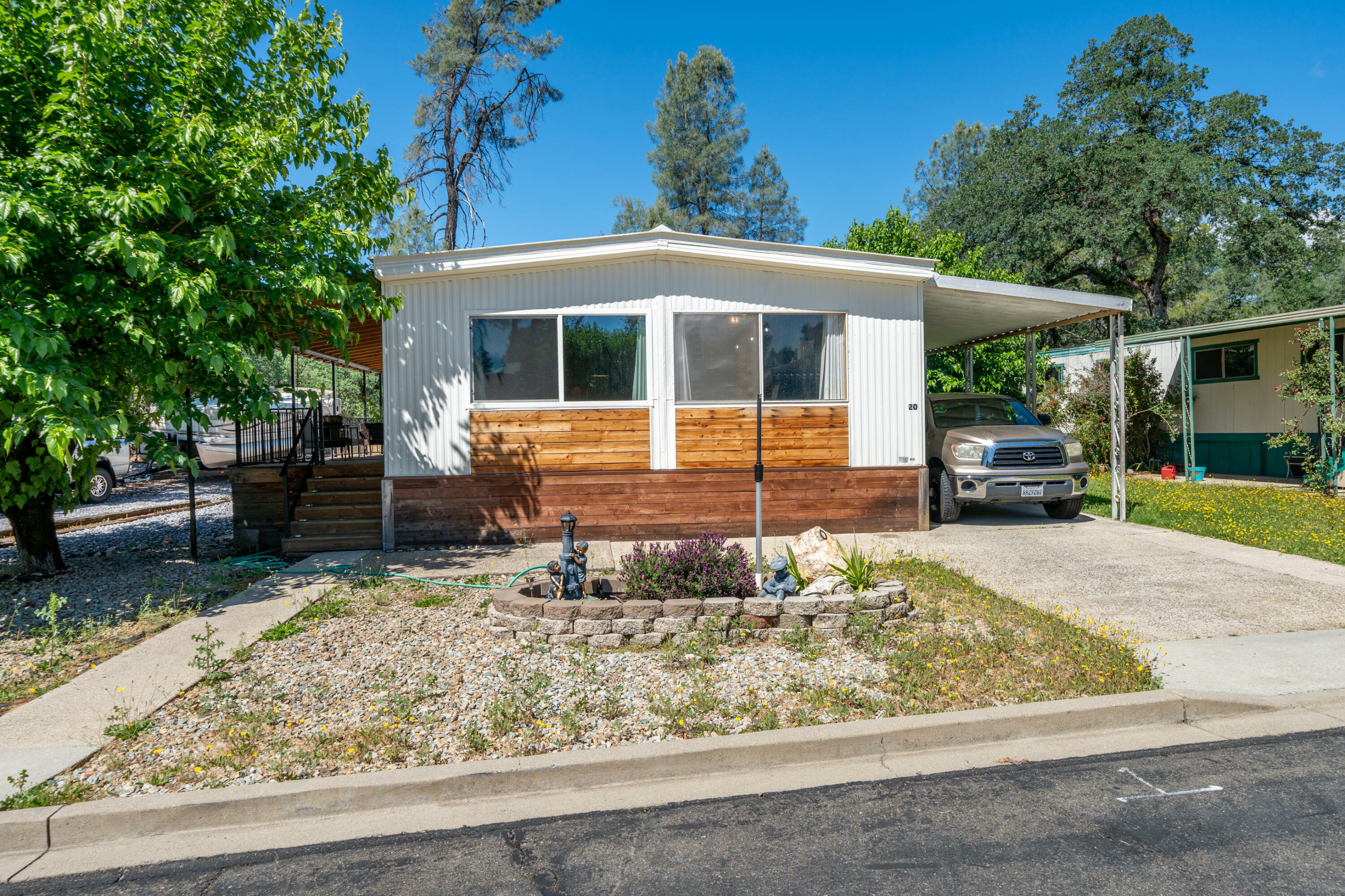 12415 Lake Boulevard  Redding CA 96003 photo