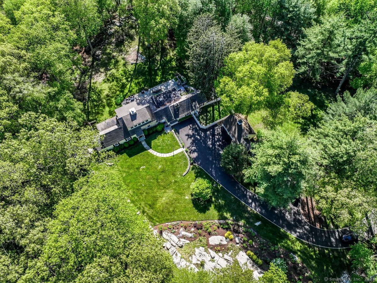 Property Photo:  789 Riverbank Road  CT 06903 