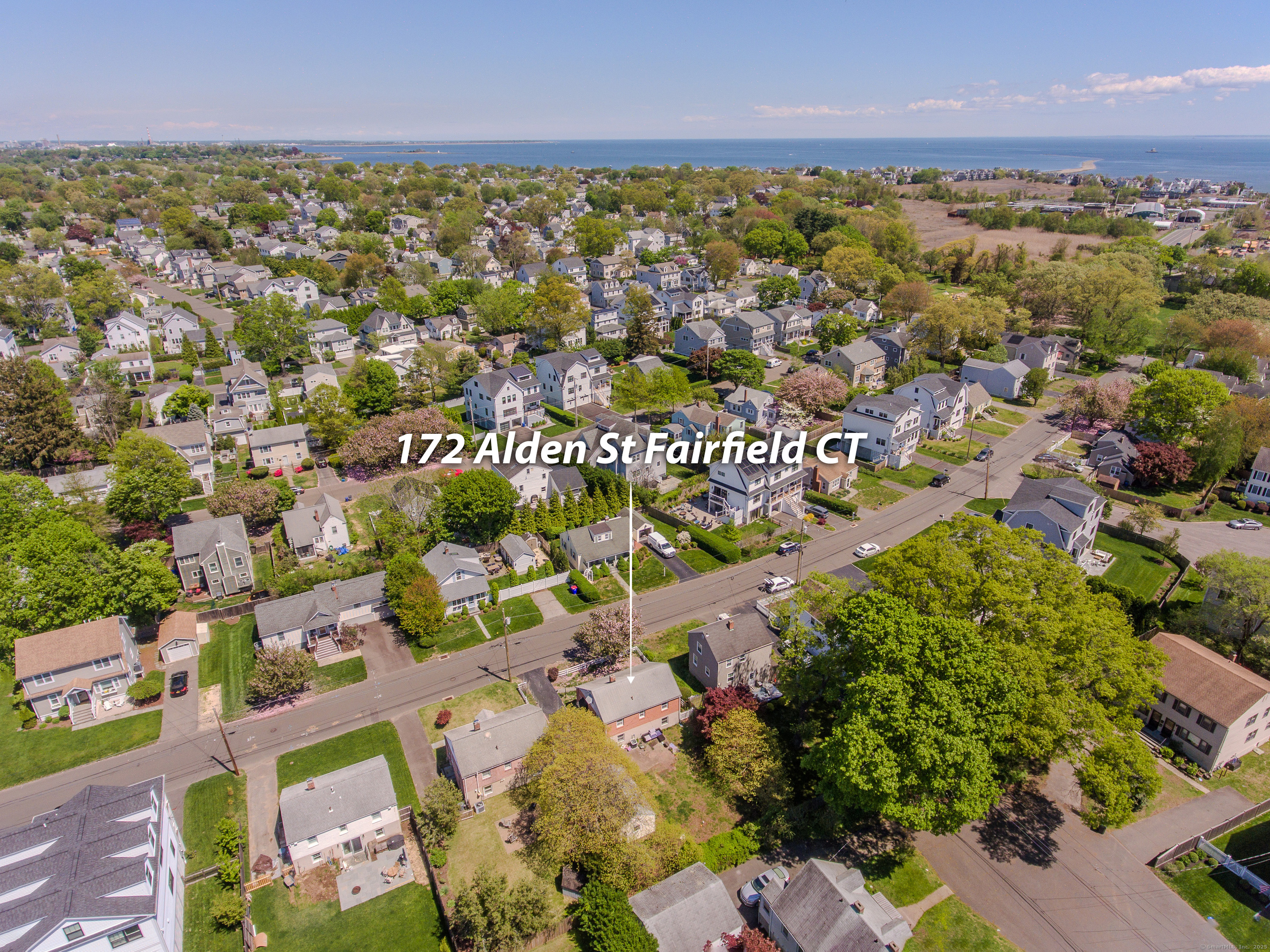 Property Photo: 172 Alden Street CT 06824