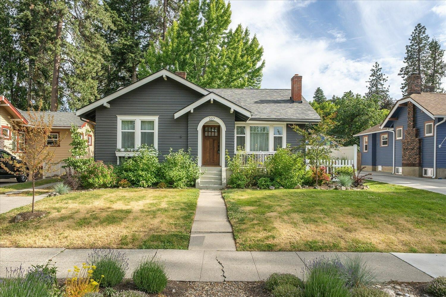 Property Photo: 207 W 27th Ave WA 99203