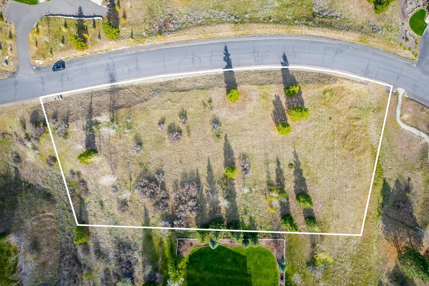 Property Photo: 12112 S Fairway Ridge Ln WA 99224