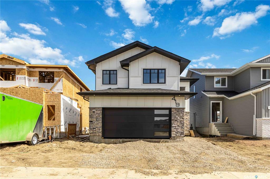 Property Photo: 419 Doran Crescent SK S7V 1W2