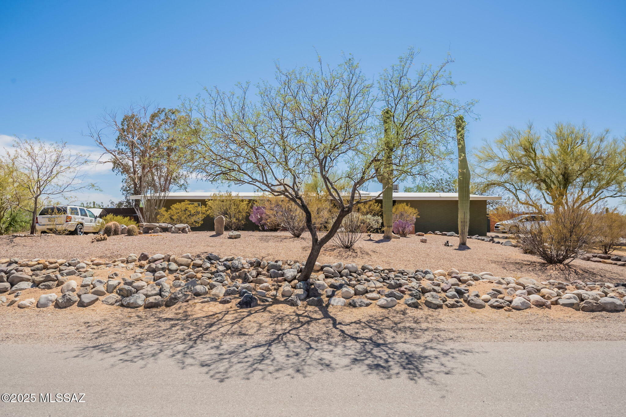 Property Photo: 2621 W Rapallo Way AZ 85741