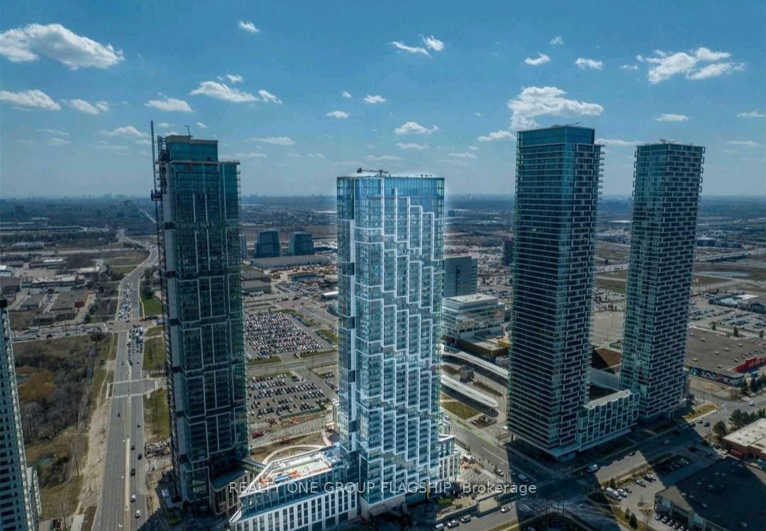 Property Photo:  1000 Portage Parkway 506  ON L4K 0L1 