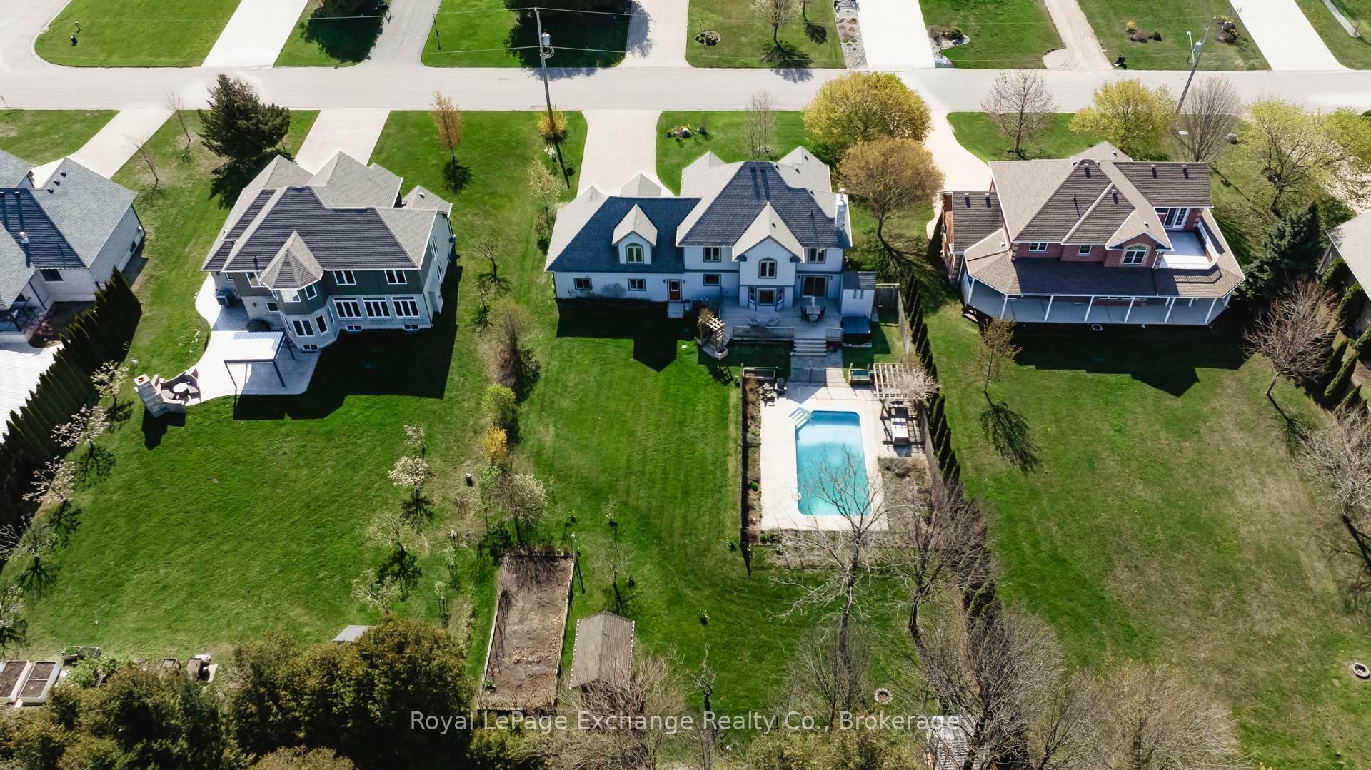 Property Photo: 902 Park Place ON N2Z 0C4