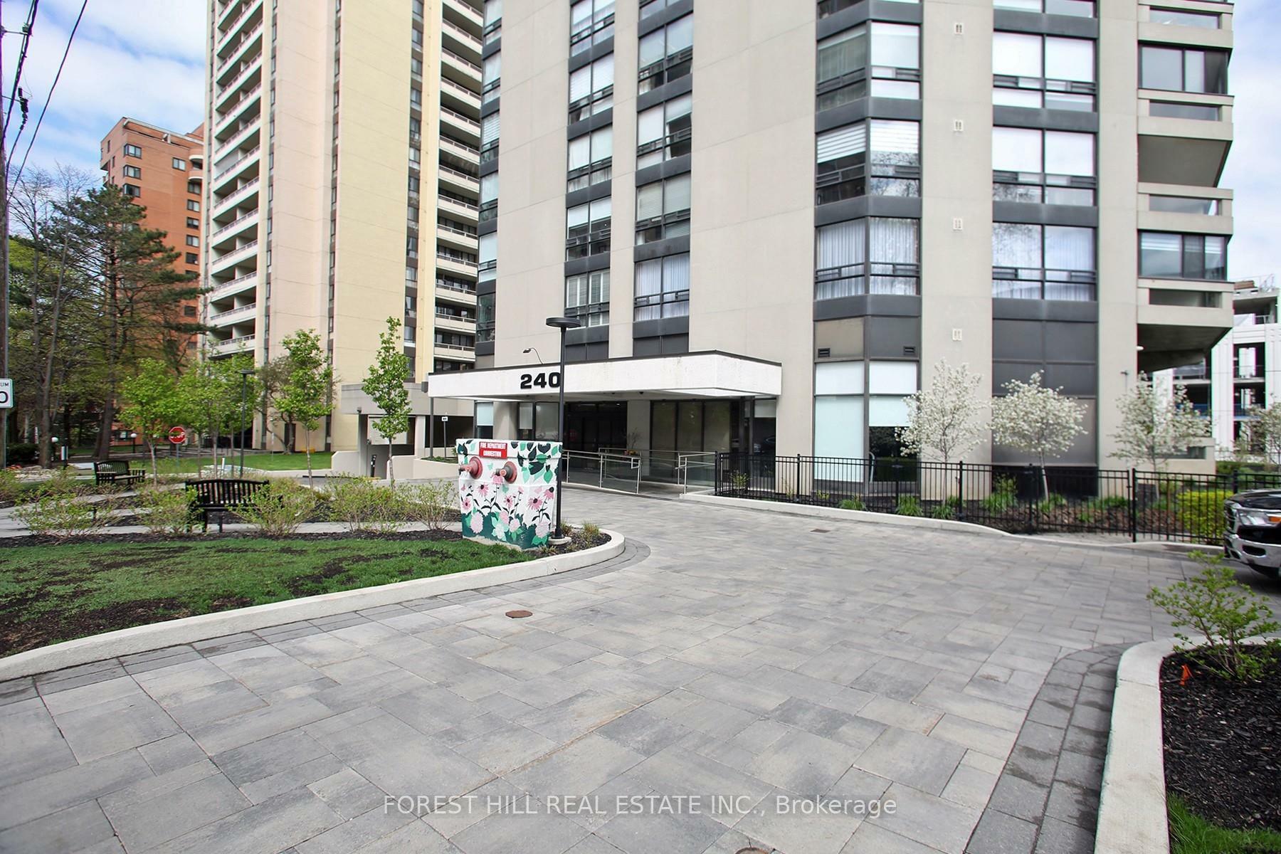 Property Photo: 240 Heath Street W 1601 ON M5P 3L5