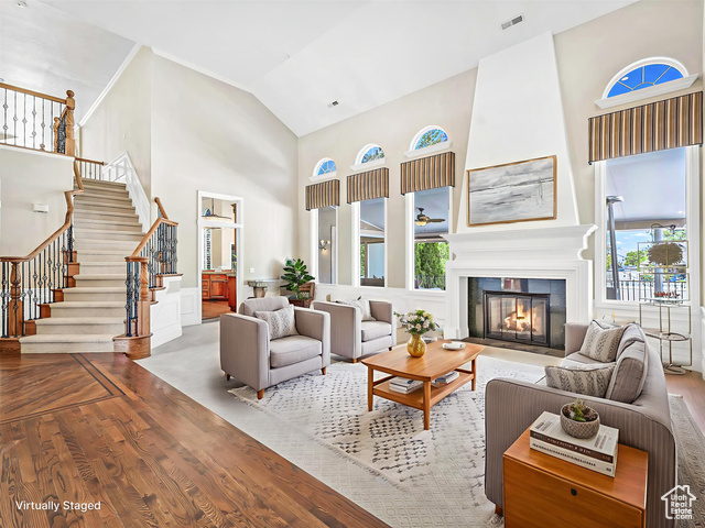 Property Photo: 10868 S Prescott Dr E UT 84092