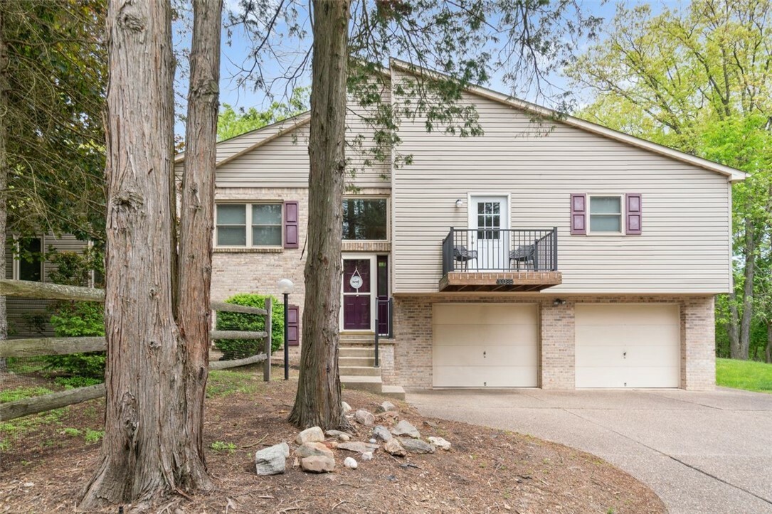 Property Photo: 10088 Grubbs Rd PA 15090