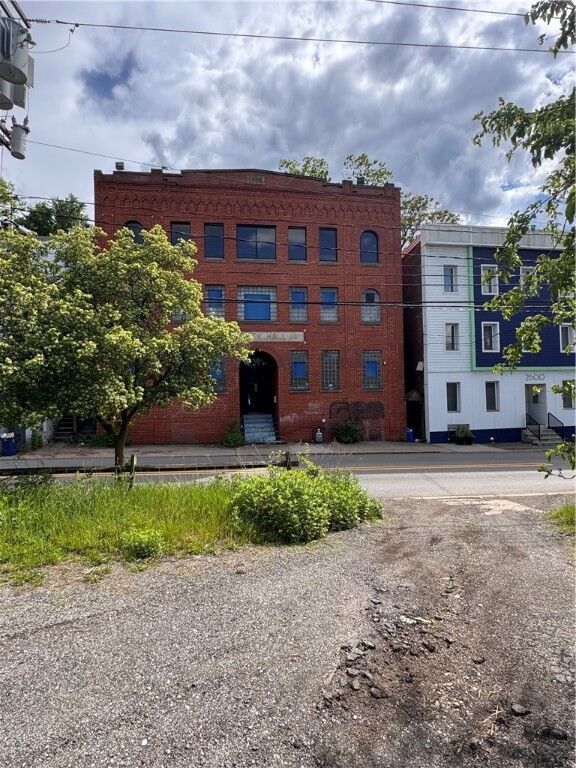 Property Photo: 2606 Josephine Street PA 15203