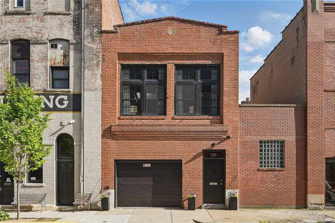 Property Photo: 847 W North Ave PA 15233