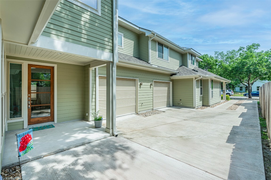 Property Photo: 705 E 49th Street A TX 78751