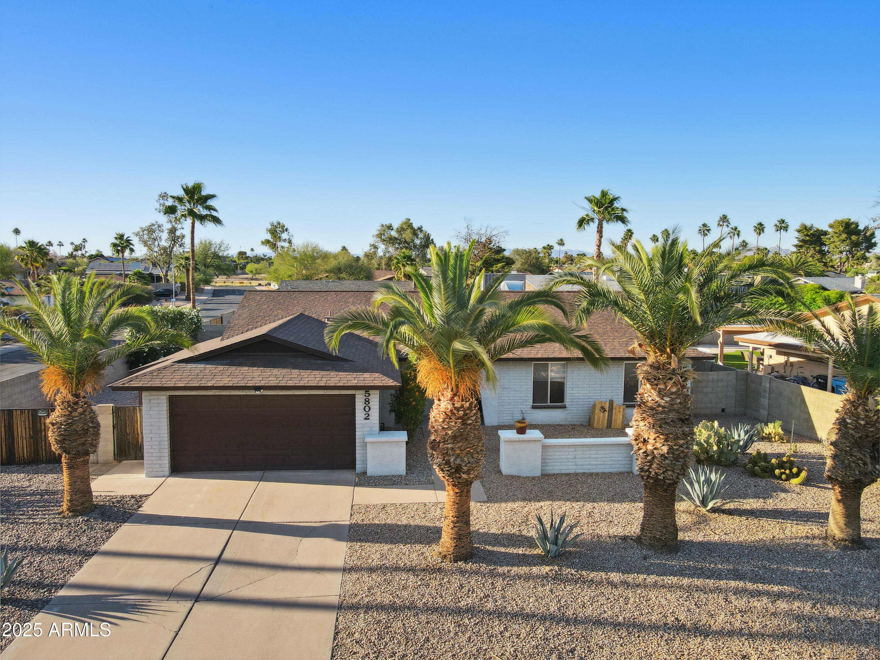 Property Photo: 5802 E Spring Road AZ 85254