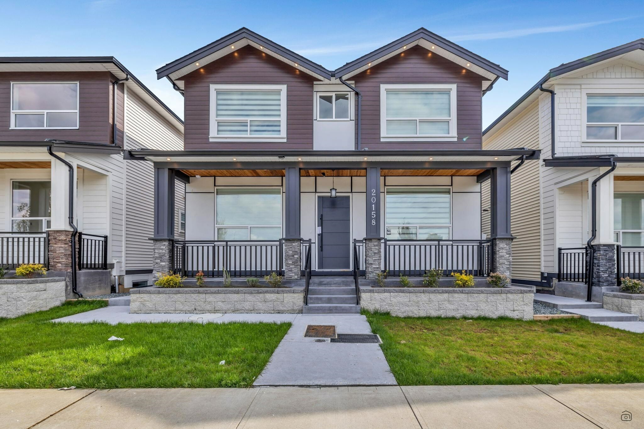 20158 82 Avenue  Langley BC V2Y 2A8 photo