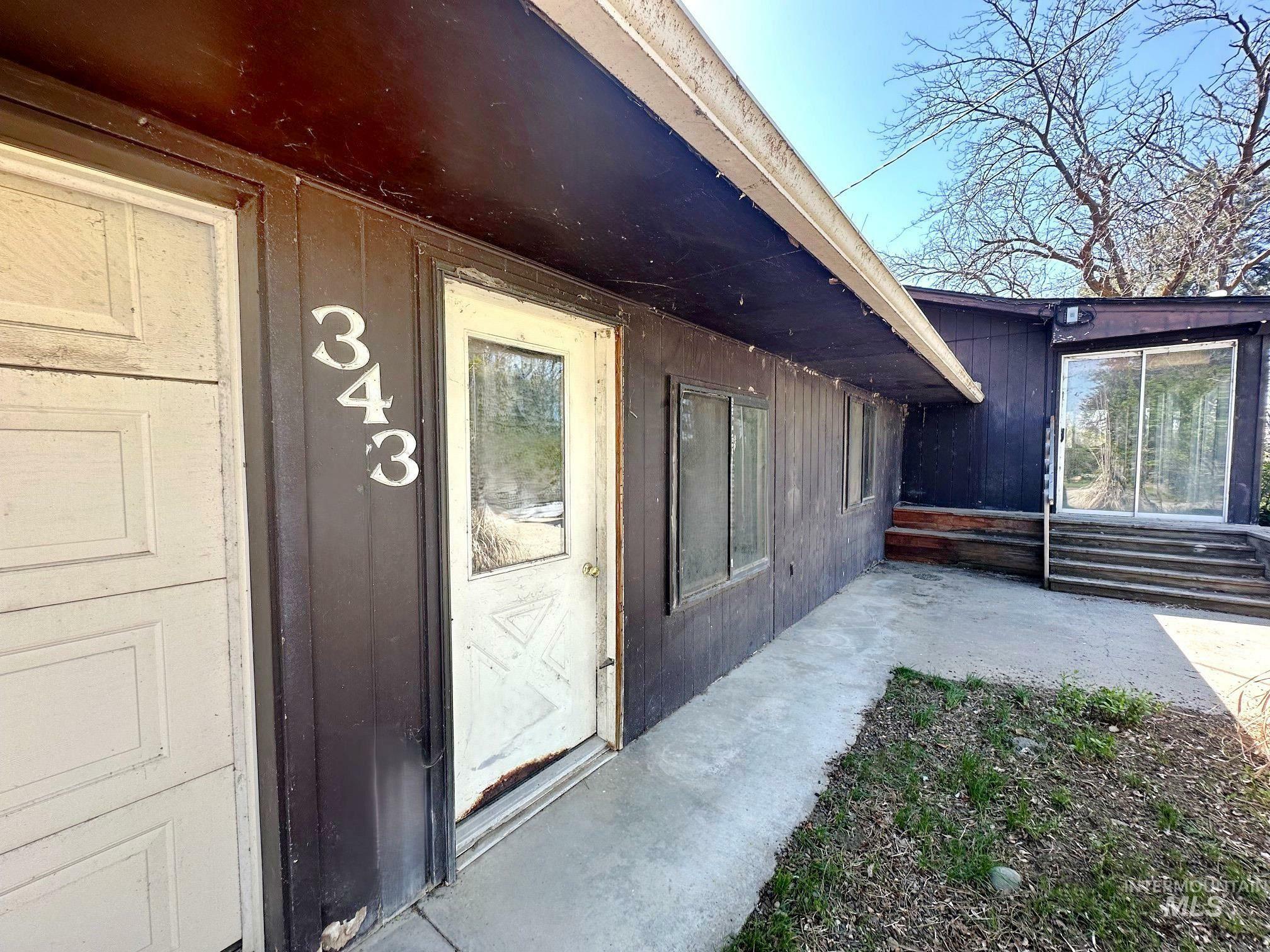 Property Photo: 343 Mesquite OR 97914