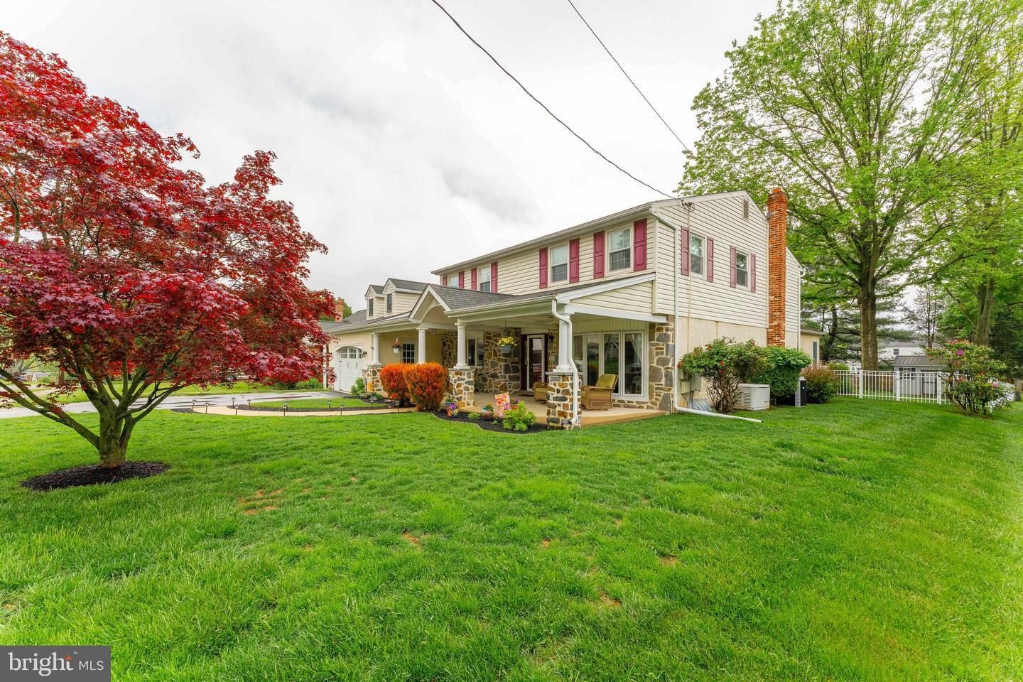 Property Photo: 209 Beechtree Drive PA 19008