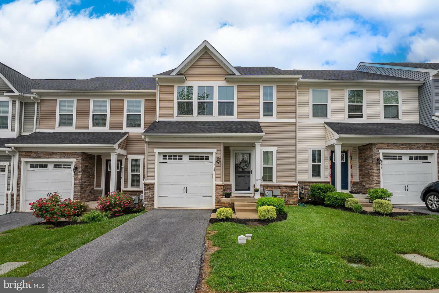 135 Mulberry Drive  Malvern PA 19355 photo