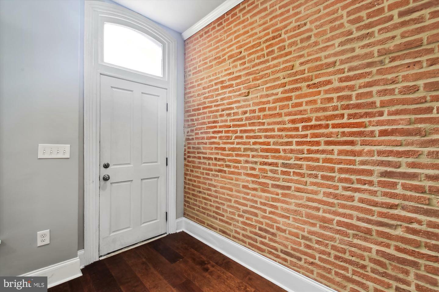 Property Photo: 1432 S Hanover Street MD 21230