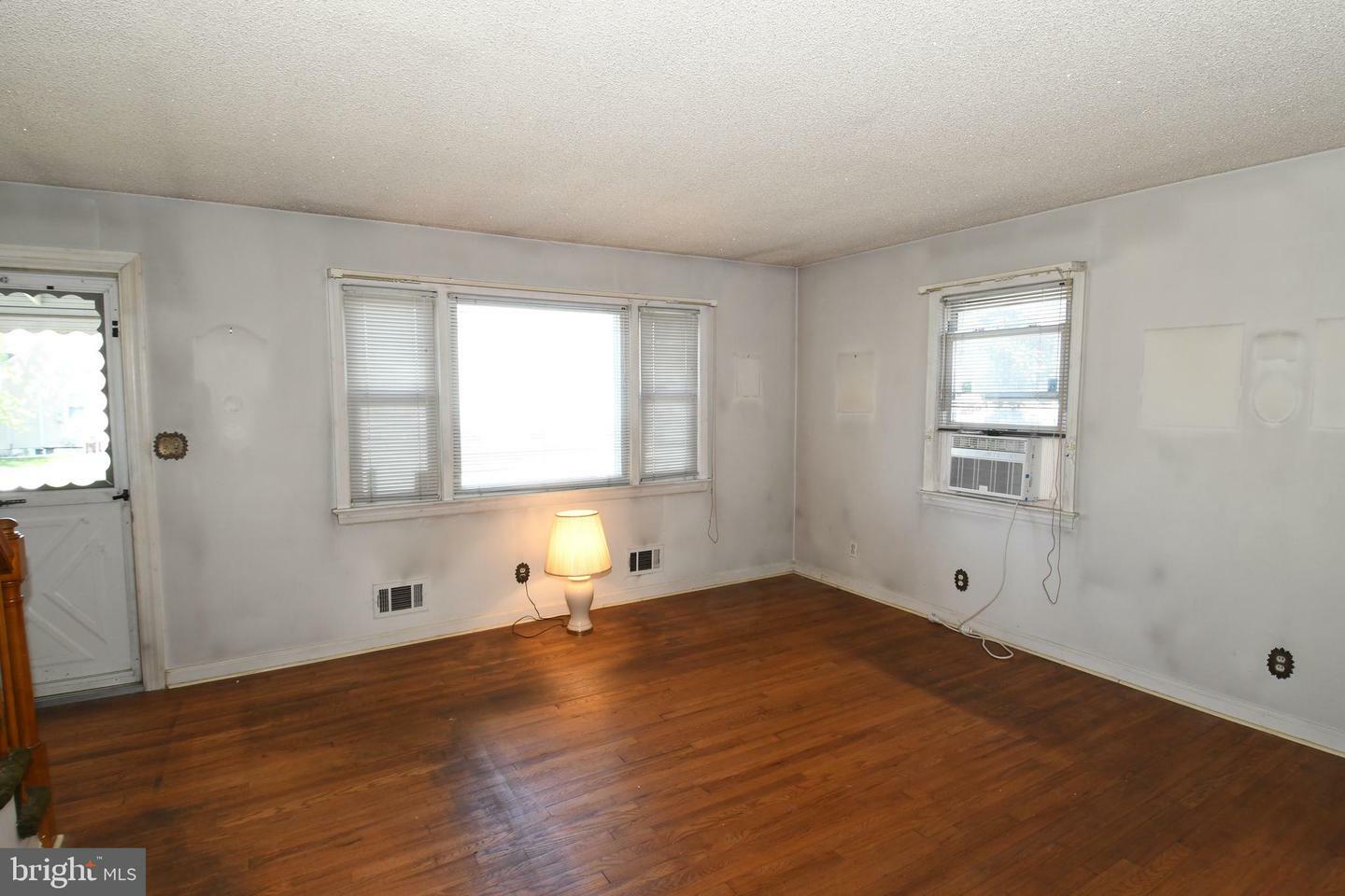 Property Photo: 75 Unwin Drive NJ 08610
