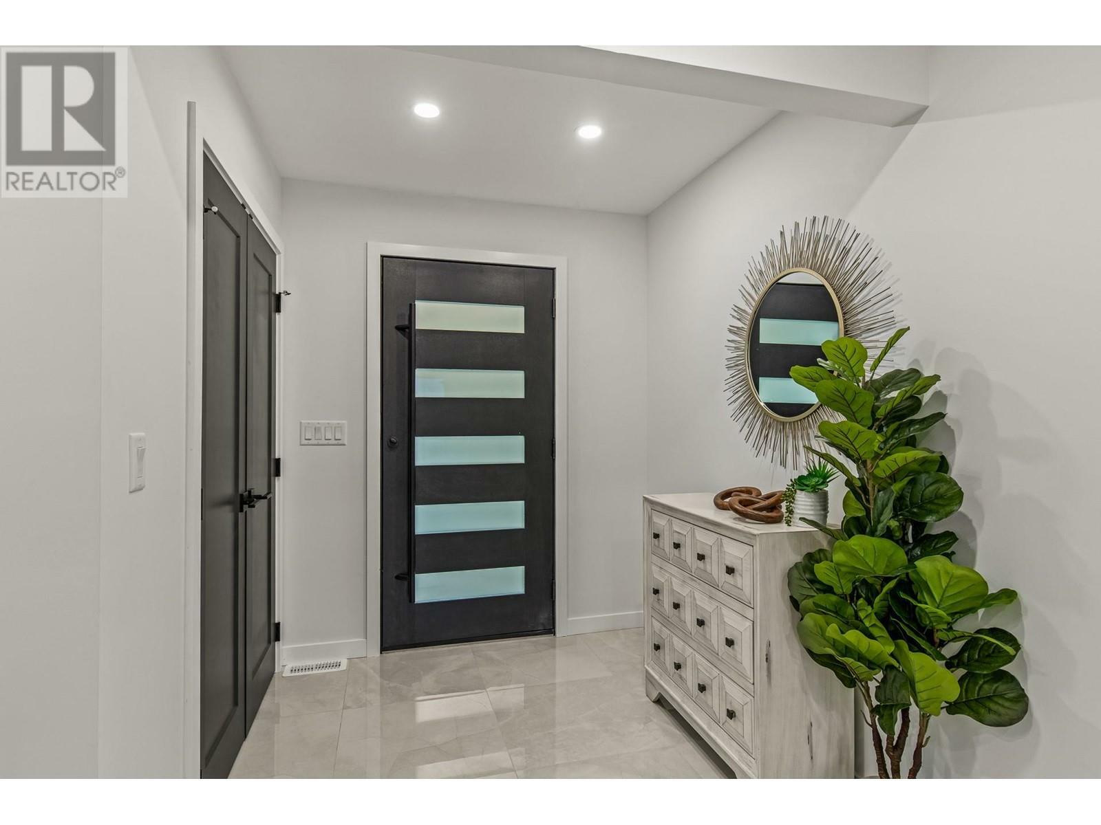 Photo de la propriété: 12622 Ponderosa Drive BC V4V 2G9