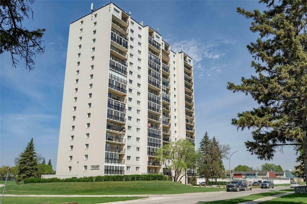 Property Photo: 1975 Corydon Avenue MB R3P 0R1
