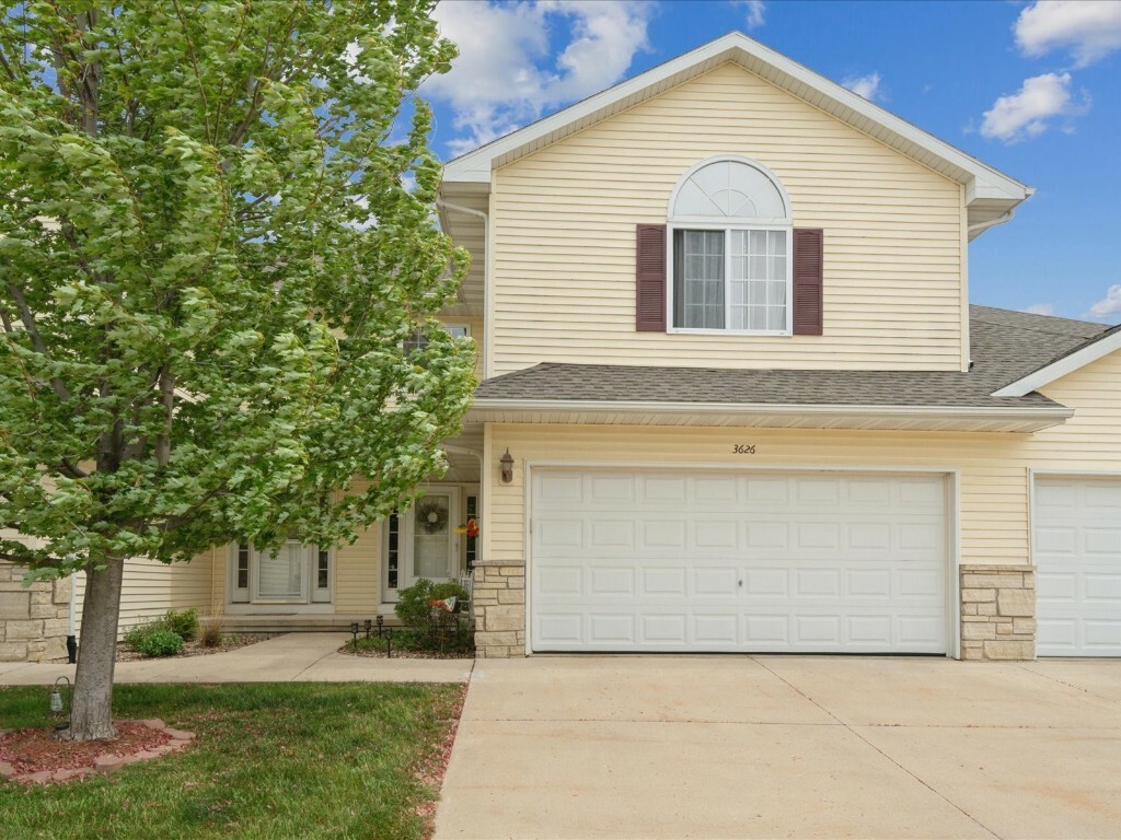 3626 Stoneview Circle SW  Cedar Rapids IA 52404 photo