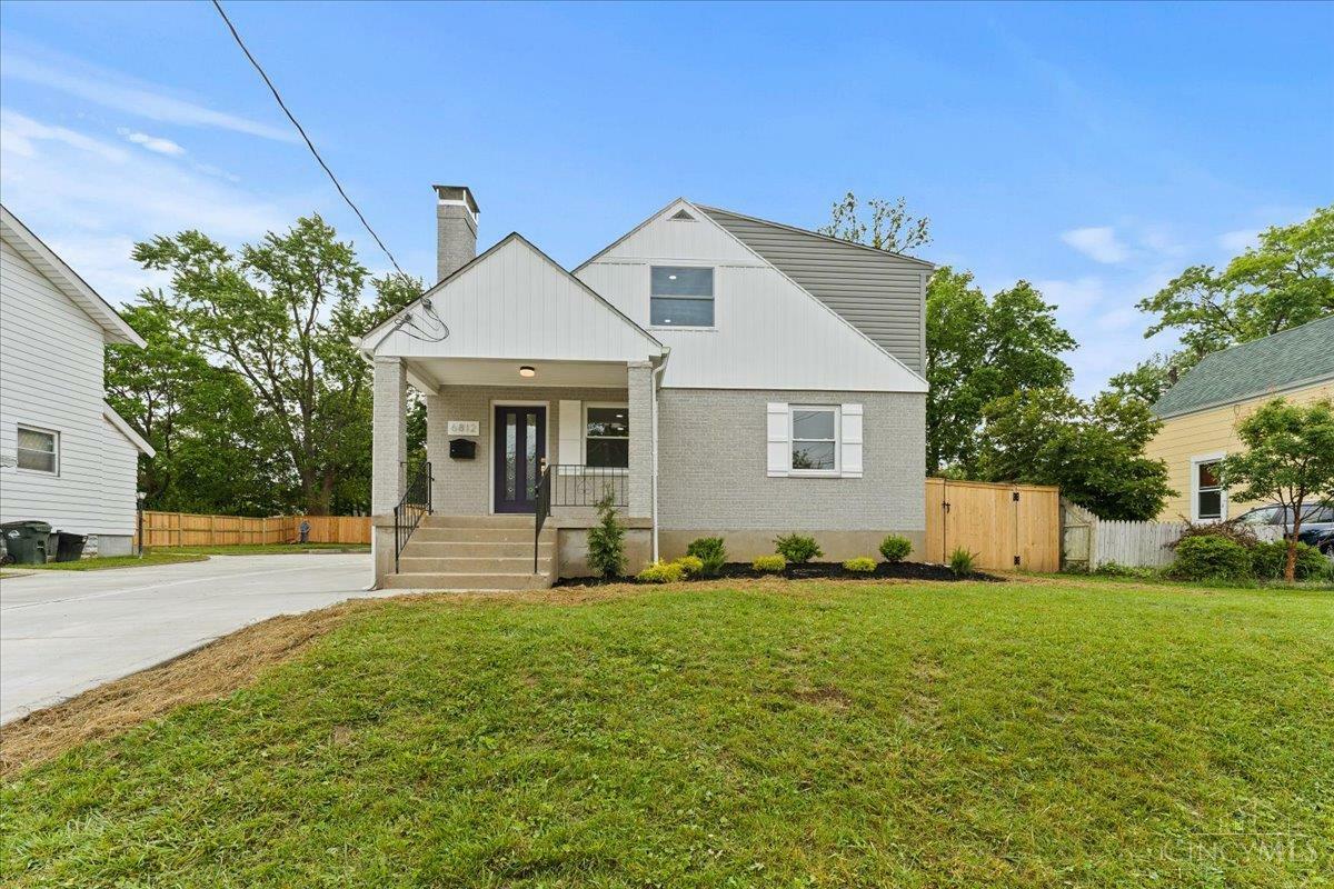 Property Photo: 6812 Alpine Avenue OH 45236