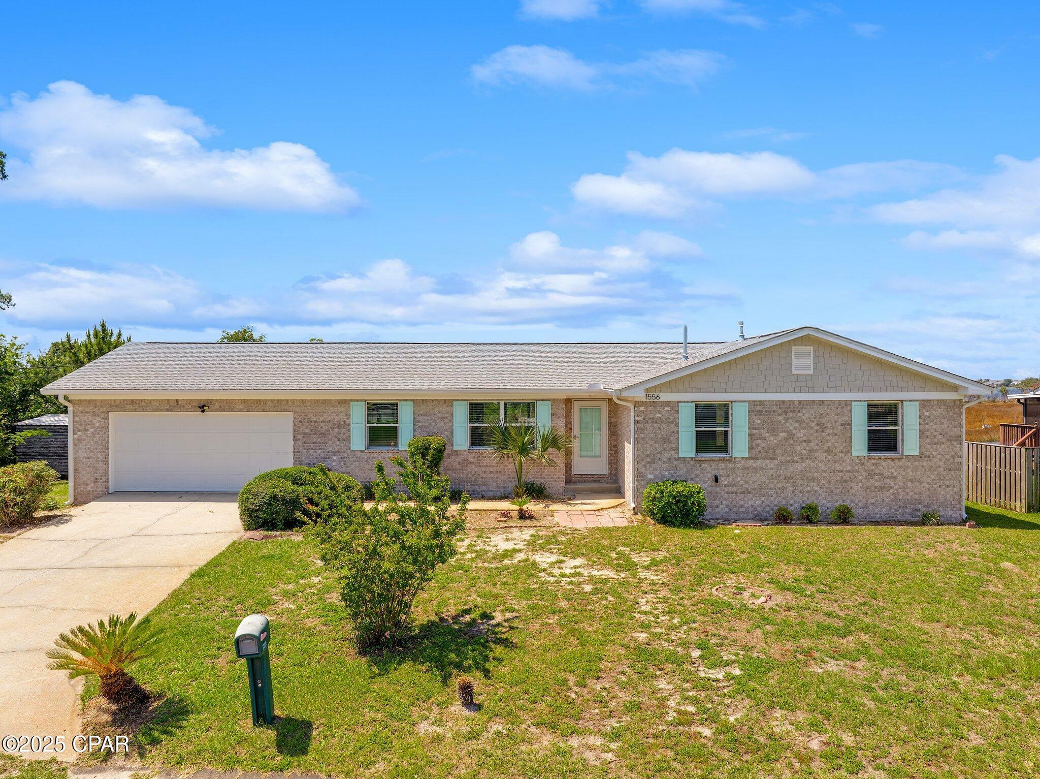 Property Photo: 1556 Donna Avenue FL 32404