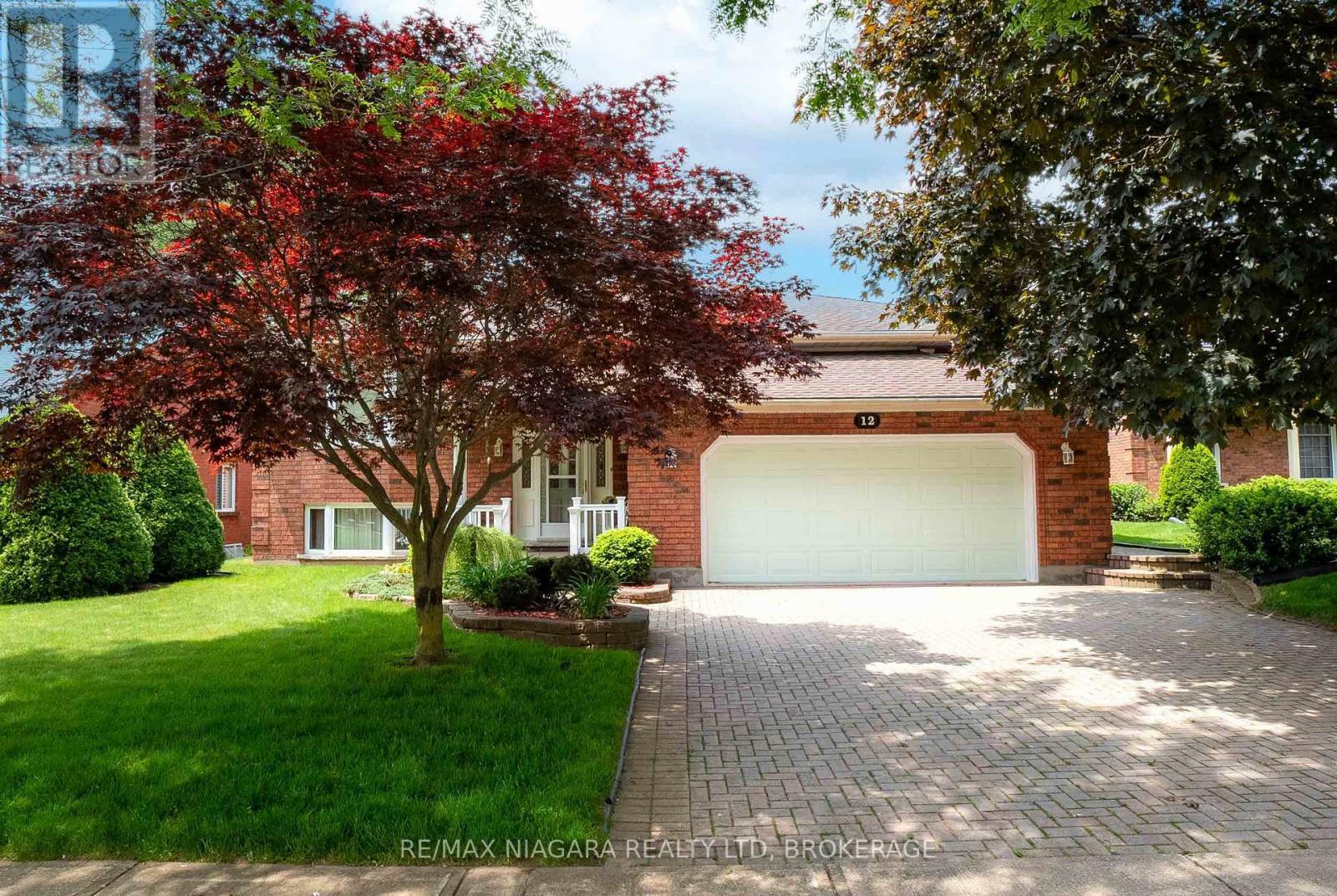 Property Photo: 12 Fern Gate ON L0S 1E4