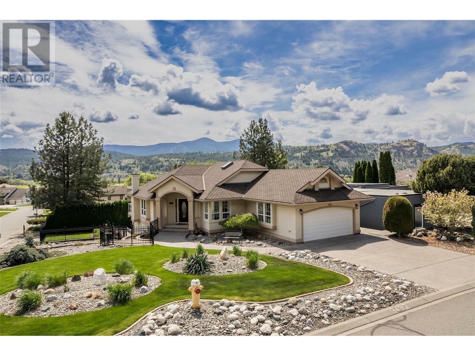 3492 Navatanee Drive  Kamloops BC V2H 1S1 photo
