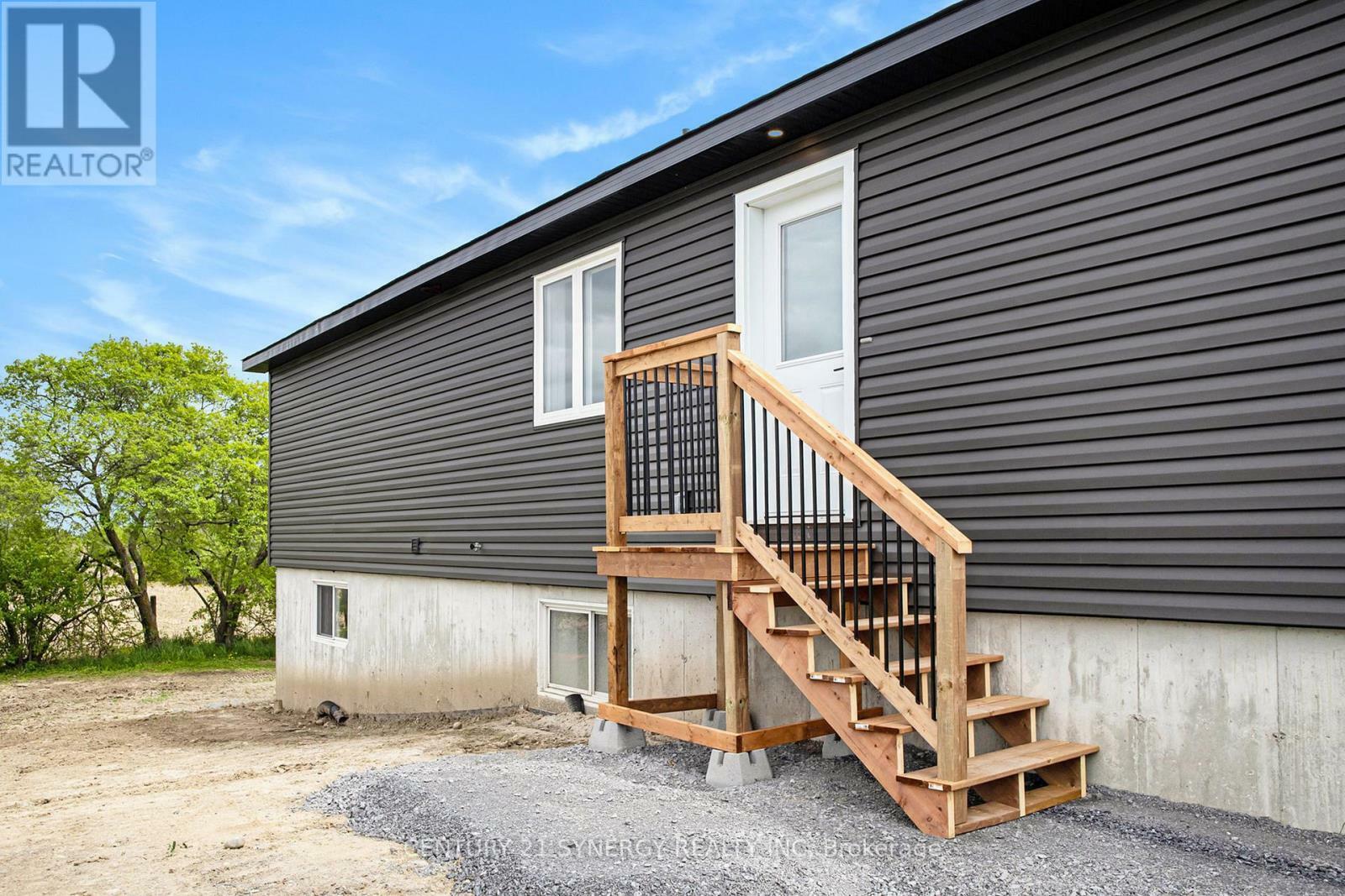 Property Photo: 2579 County Rd 7 Road B ON K0C 1H0