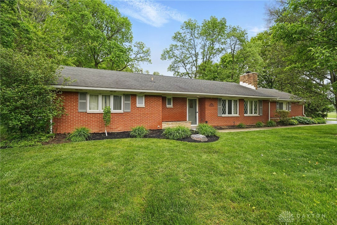 Property Photo: 141 W Rahn Road OH 45429