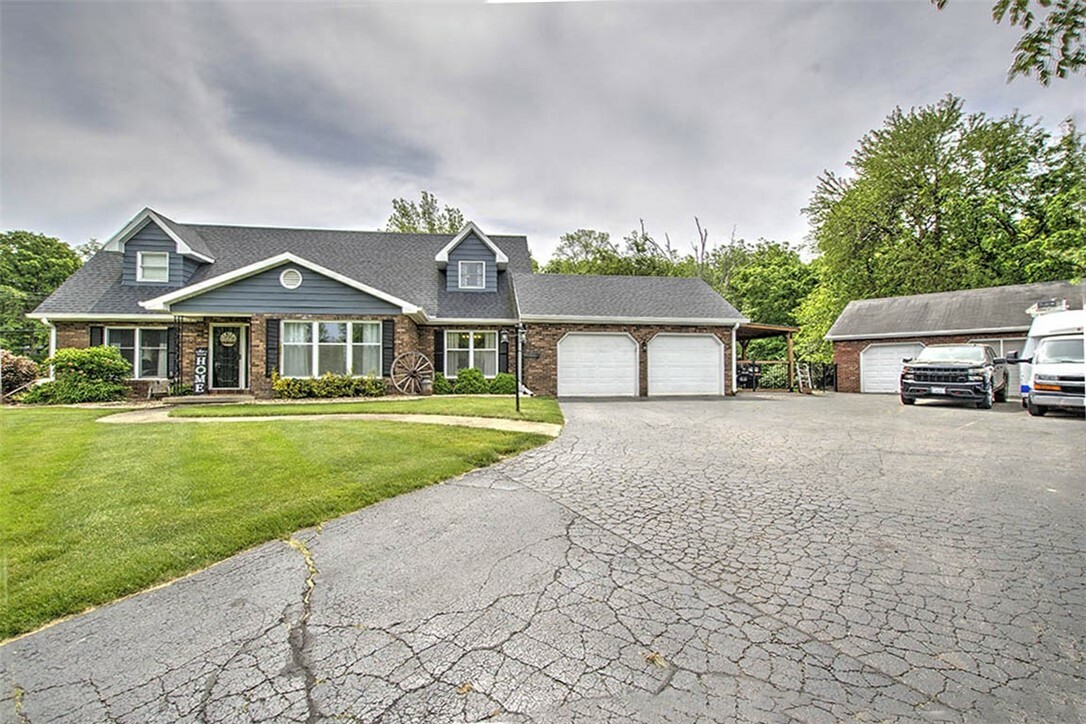 67 S Shores Drive  Decatur IL 62521 photo
