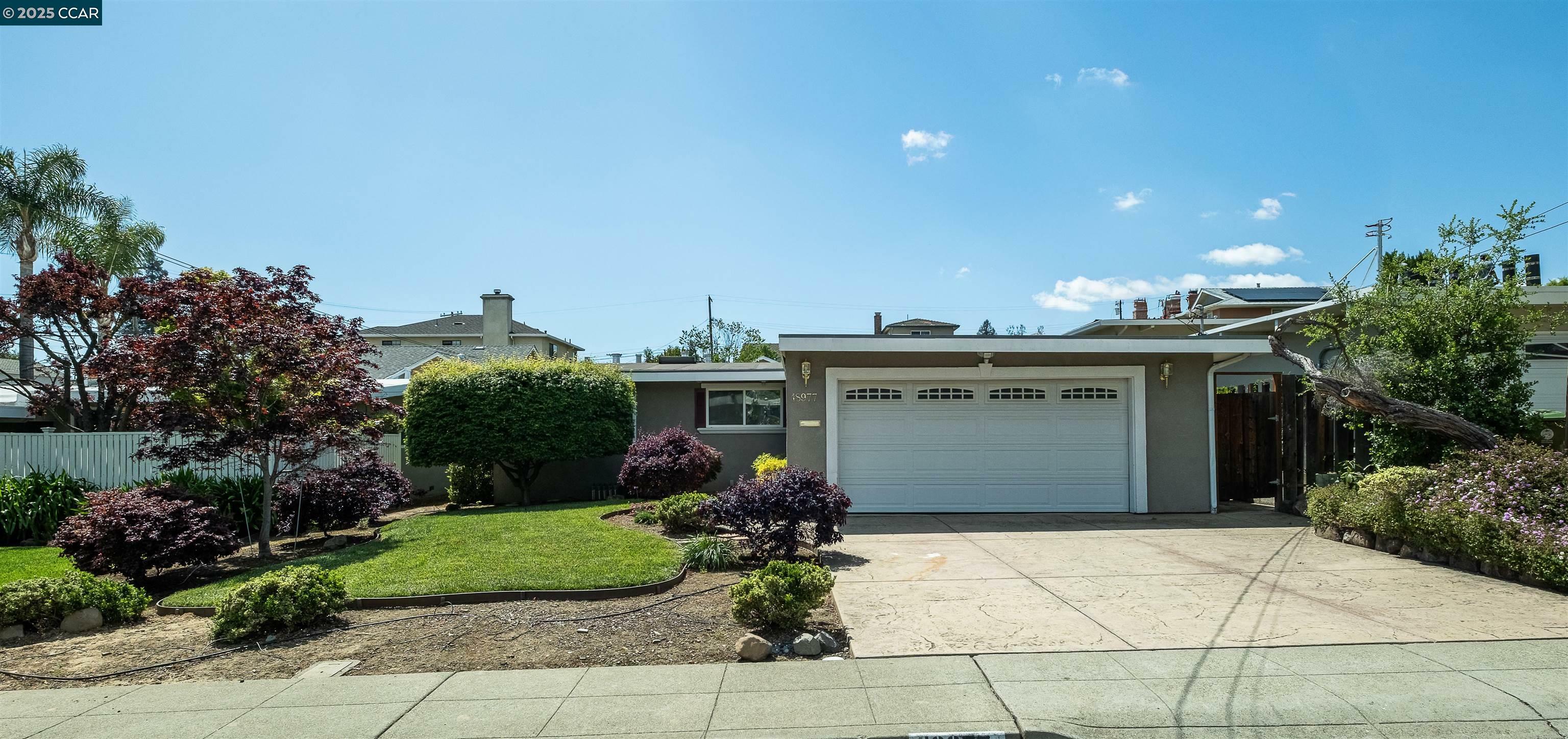 18977 Thornbury Ave  Castro Valley CA 94546 photo