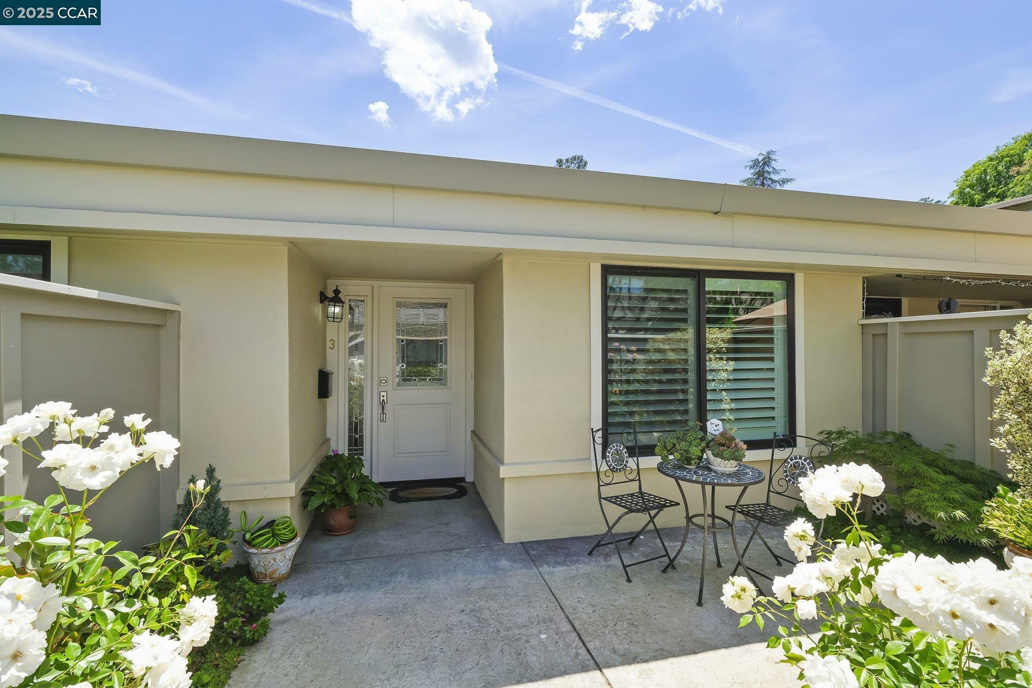 Property Photo: 2109 Tice Creek Drive 3 CA 94595