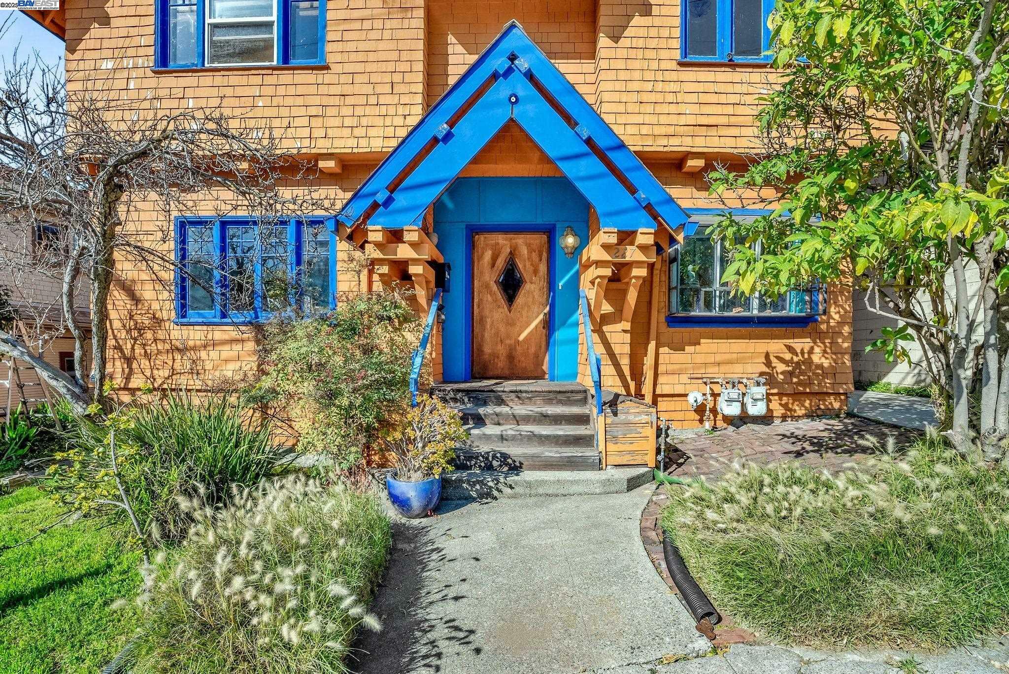 Property Photo: 225-227 Orange Street CA 94610