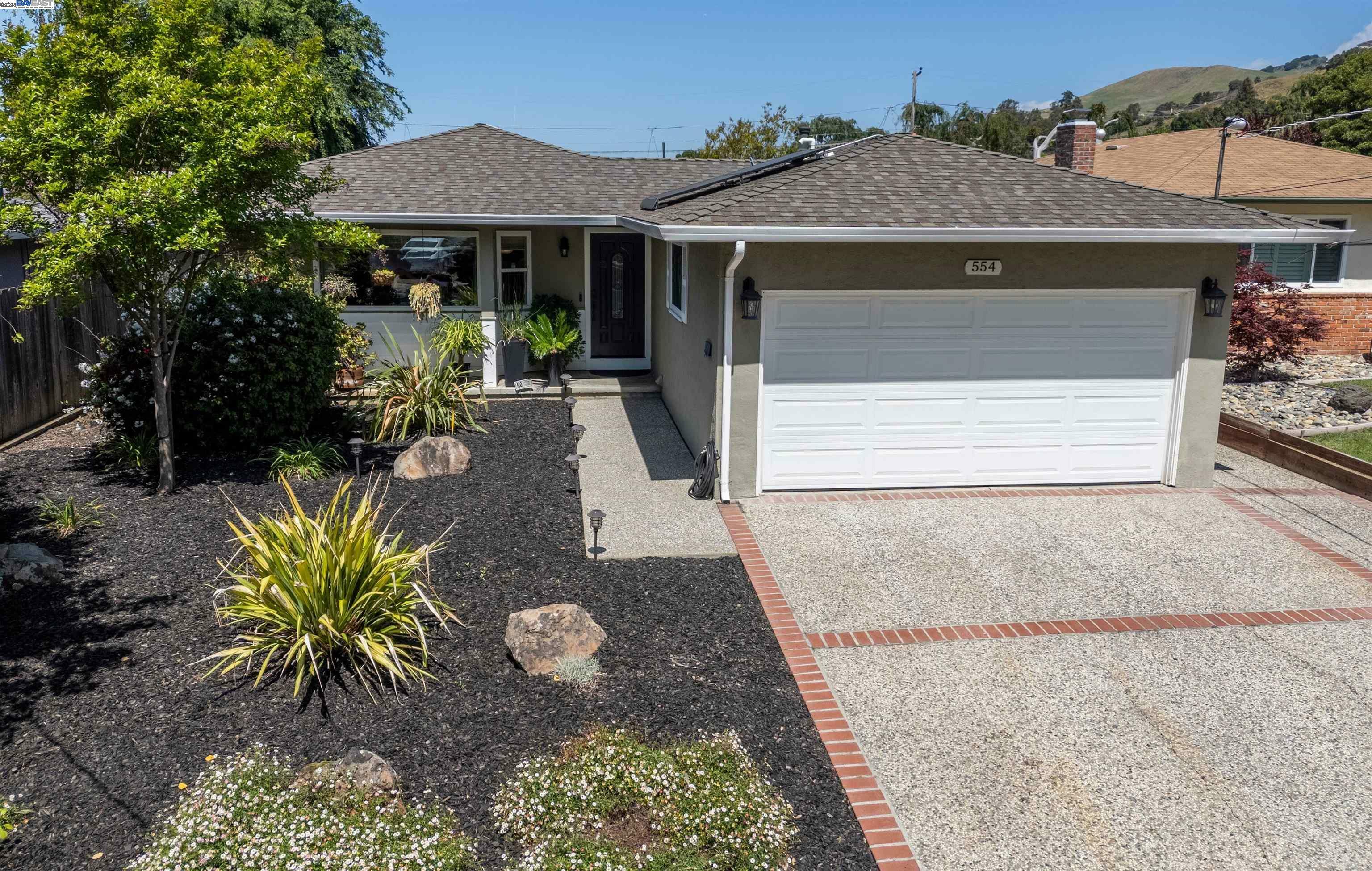 554 Evangeline Way  Hayward CA 94544 photo