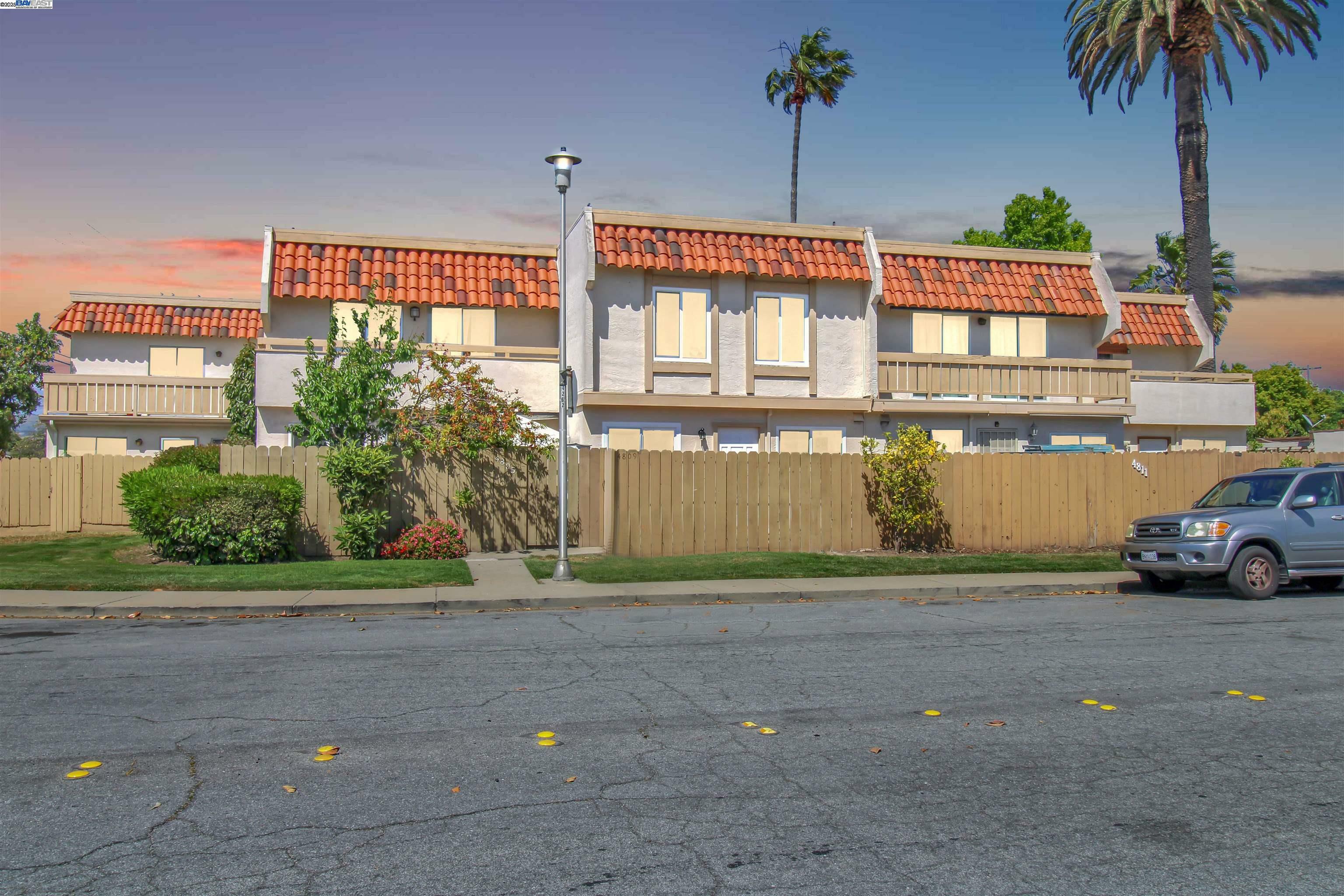 Property Photo: 4809 El Torazo Cmn CA 94536