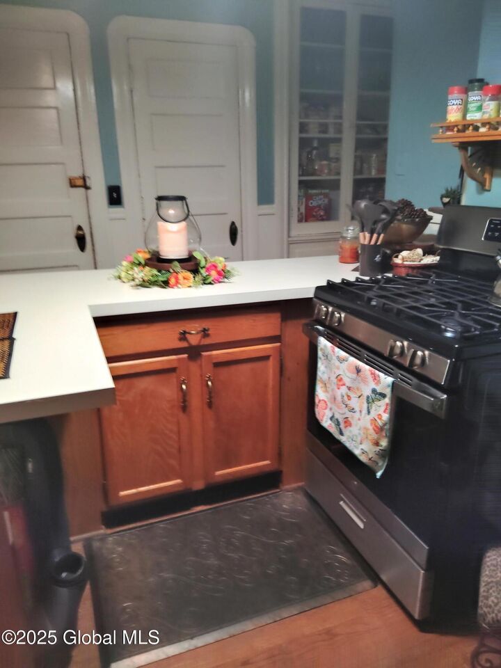 Property Photo: 1022 Union Street NY 12308