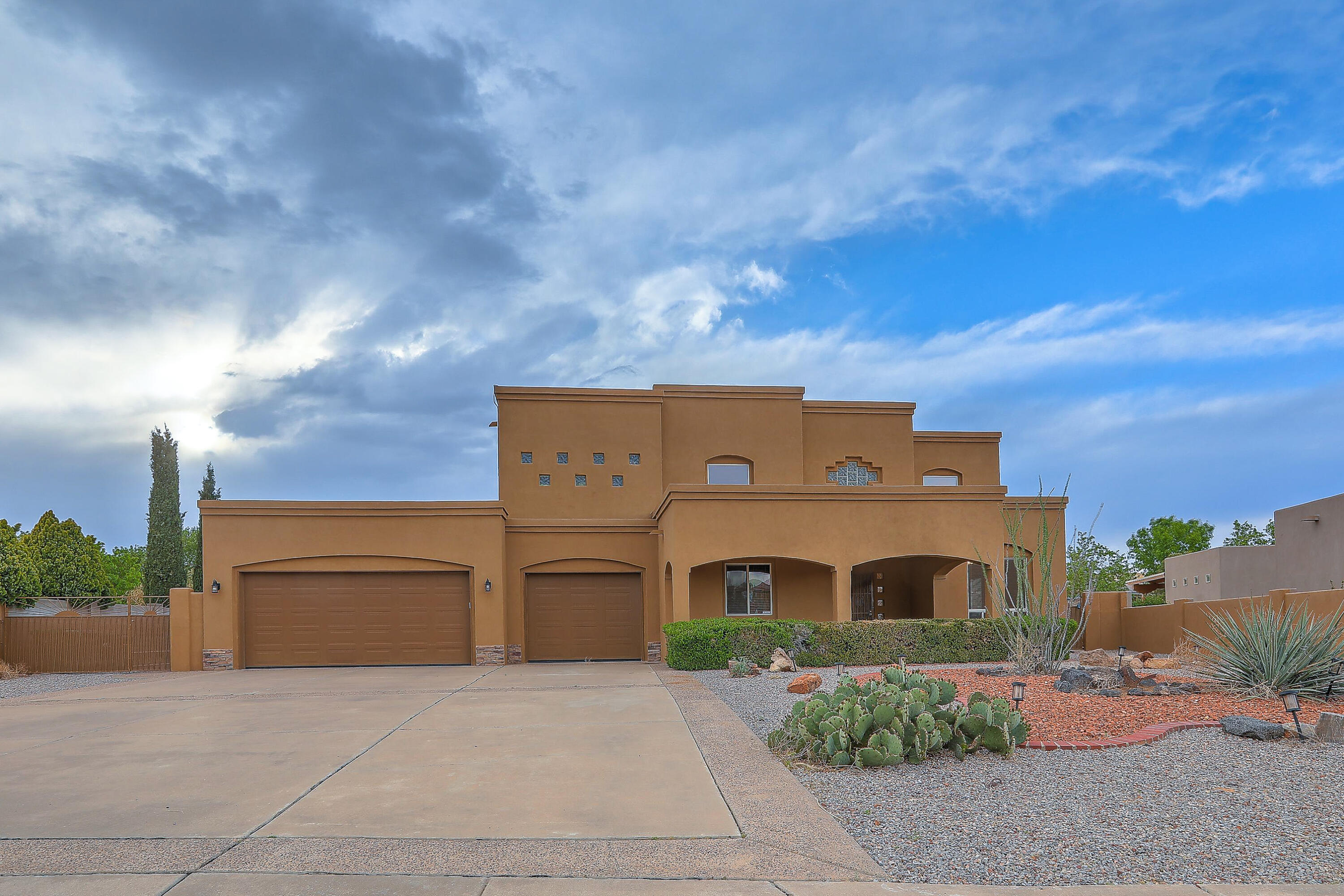 Property Photo:  3924 Bay Hill Loop SE  NM 87124 