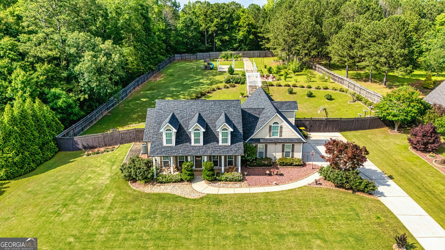 Property Photo: 70 Willow Bend Way GA 30276