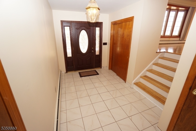 Property Photo: 293 Oak Ridge Rd NJ 07066
