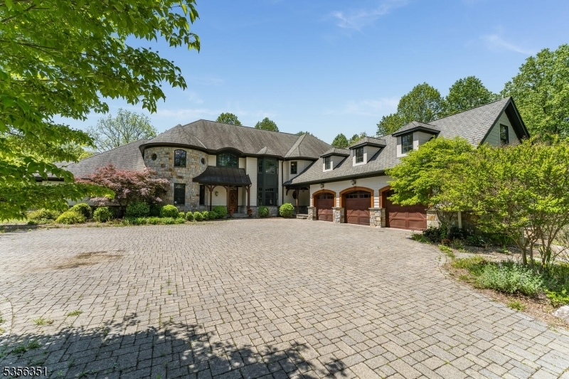 Property Photo: 152 Whitebridge Rd NJ 08867